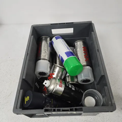 TOTE OF APPROXIMATELY 12 ASSORTED AEROSOLS TO INCLUDE: WRX GREY SPRAY PAINT