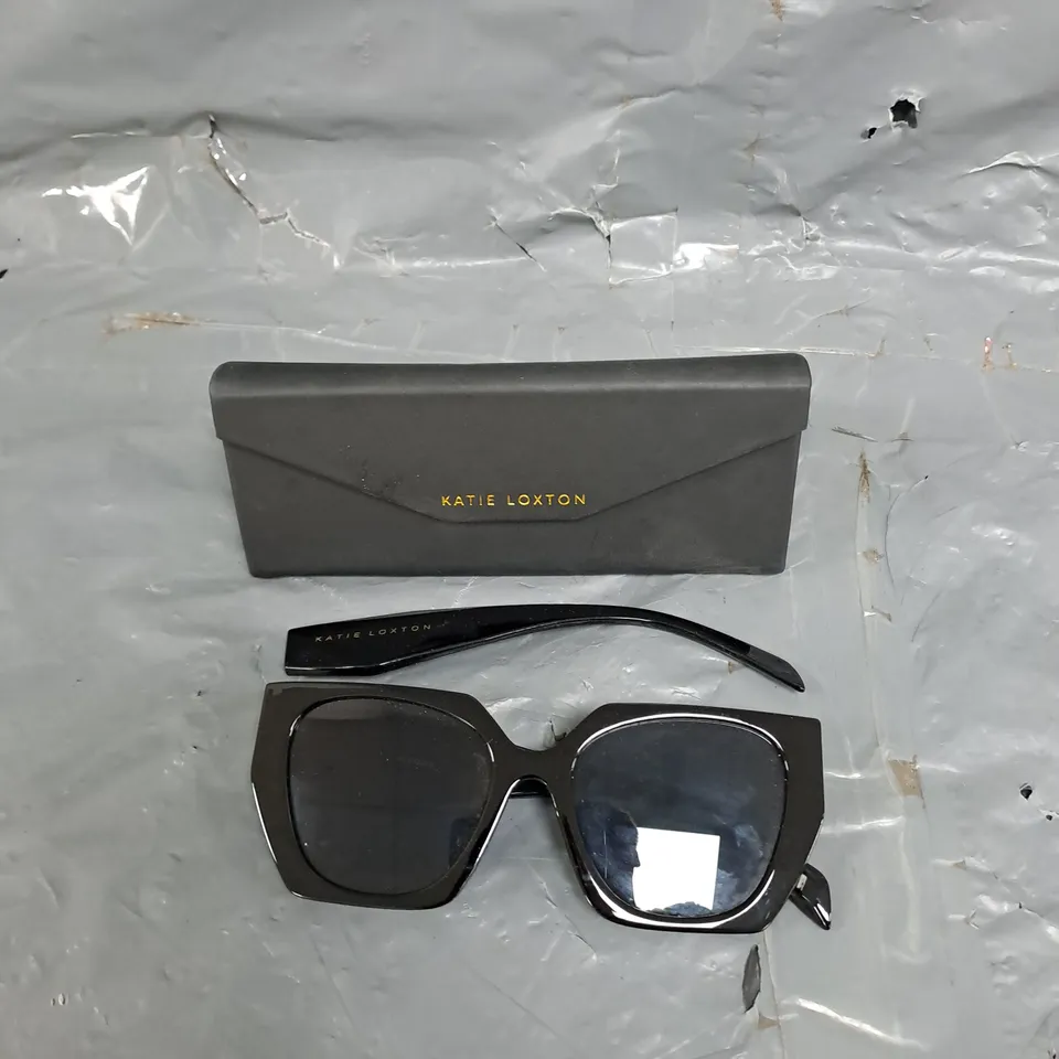 KATIE LOXTON CORSICA SUNGLASSES - BLACK