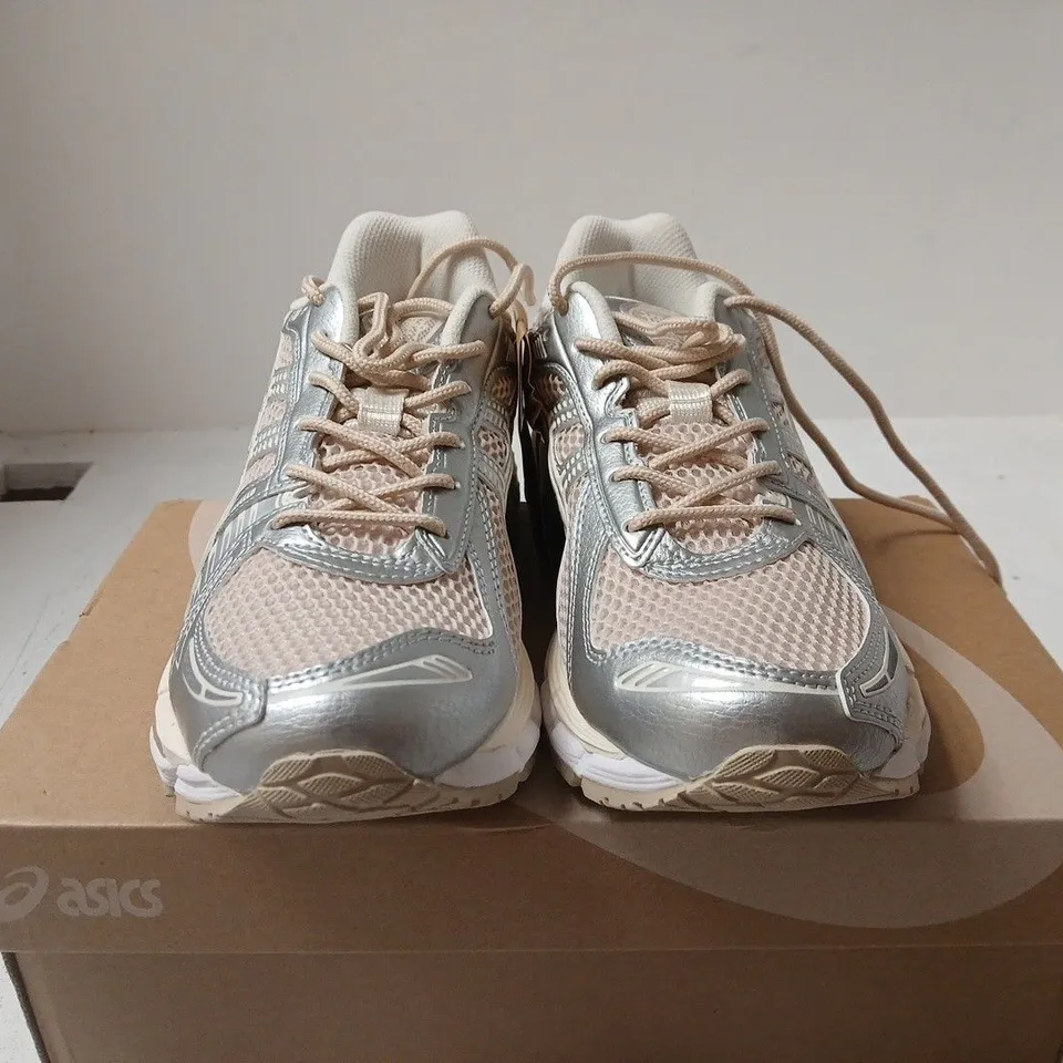 BOXED PAIR OF ASICS GEL-KAYANO 12.1 MEN'S RUNNING SHOES – MINERAL BEIGE / CREAM, UK 6