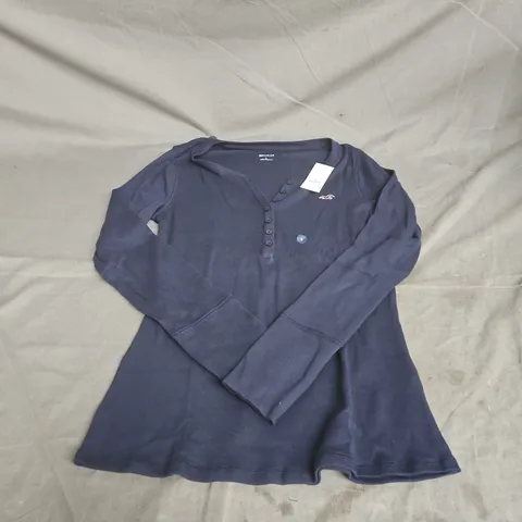 HOLLISTER LONG-SLEEVE RIBBED TOP – NAVY SIZE L