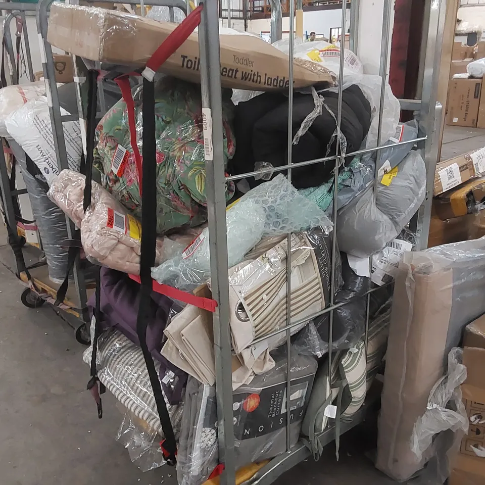 CAGE CONTAINING ASSORTED HOUSEHOLD PRODUCTS/FURNITURE PARTS ECT // CAGE NOT INCLUDED 