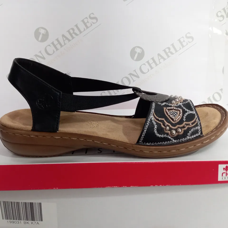 BOXED RIEKER ANTISTRESS SCHWARTS BLACK SIZE 7.5