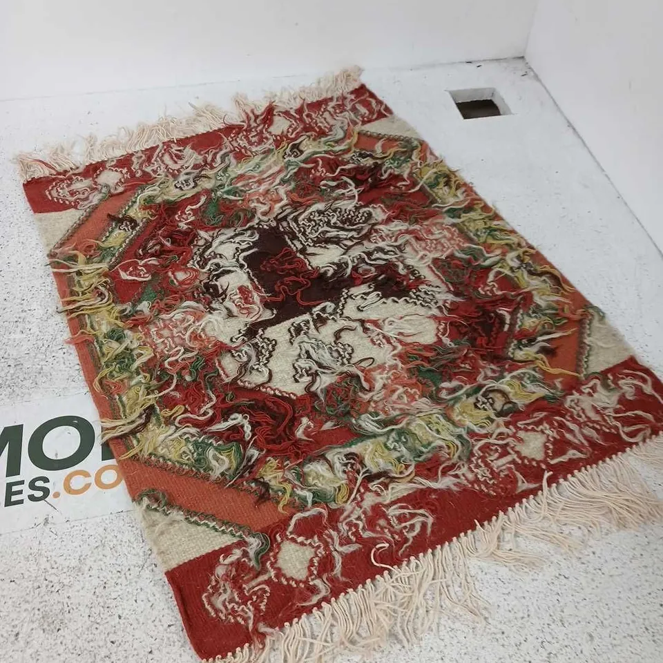 TRADITIONAL KILIM-STYLE RUG WITH GEOMETRIC BORDER, RED CENTER