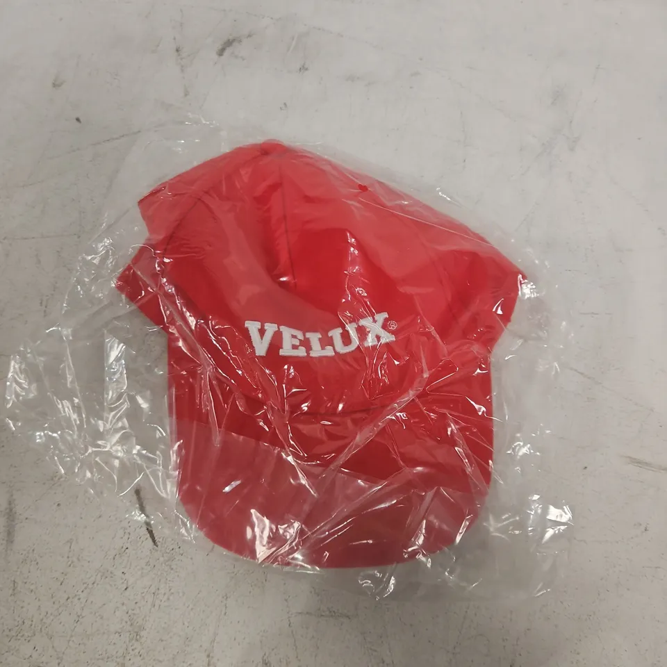 VELUX CAP – RED ADJUSTABLE BASEBALL CAP (PACKED)