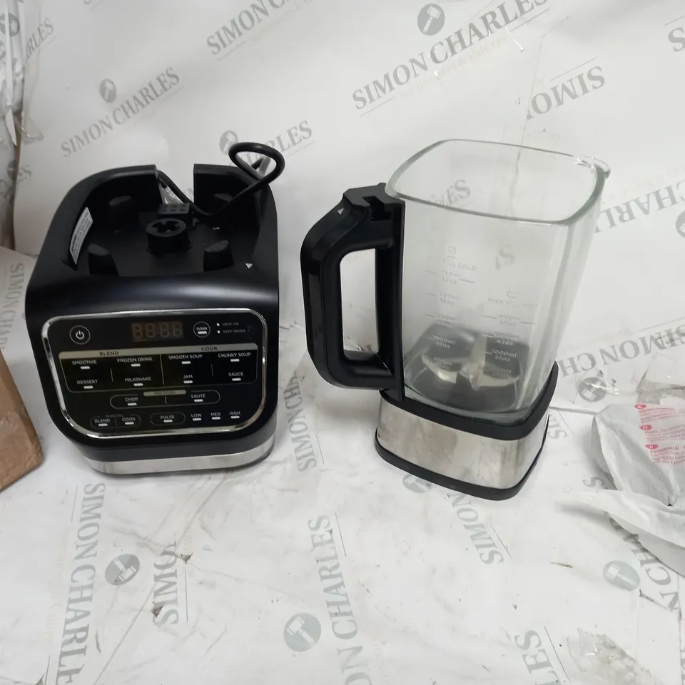 NINJA BLENDER & SOUP MAKER 