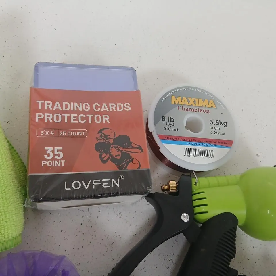 ASSORTED DIY, GARDEN & HOME ITEMS: STORMSURE BOOT REPAIR KIT, HEAT DETECTOR, TRADING CARDS PROTECTOR, CLEANING CLOTHS & GARDEN ACCESSORIES