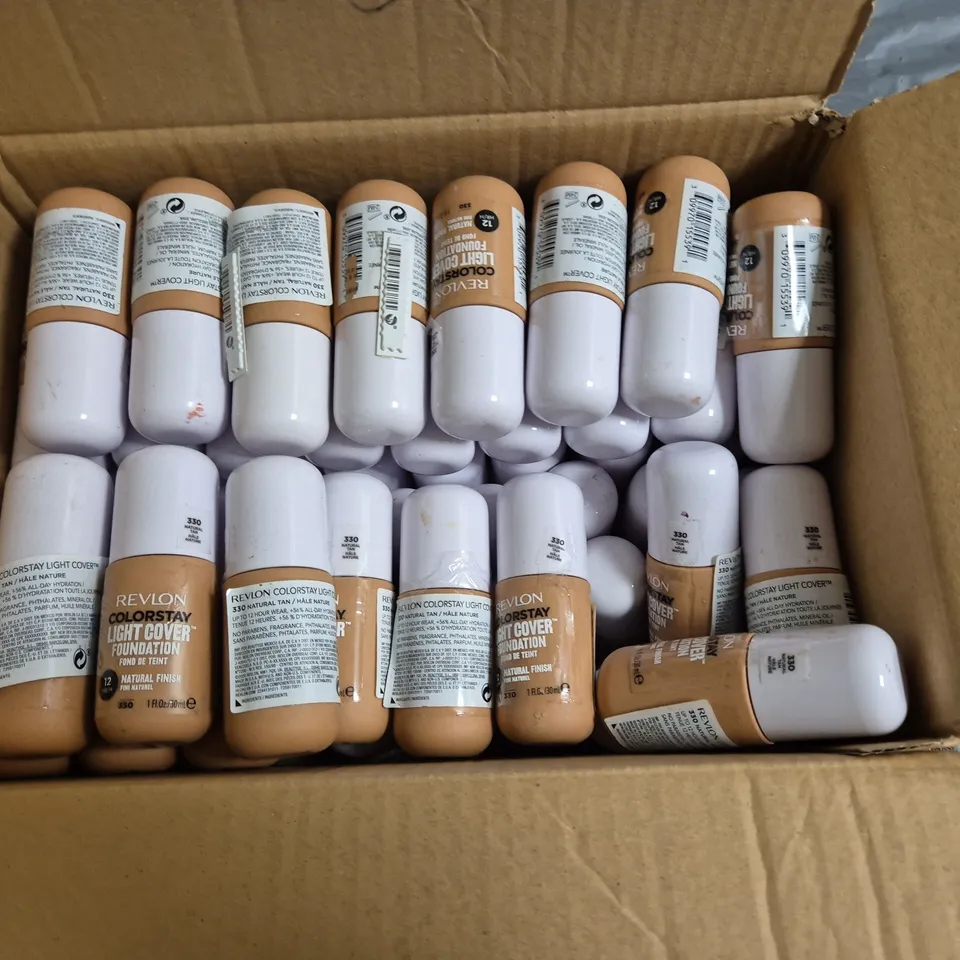 LOT OF APPROXIMATELY 50 REVLON COLOURSTAY LIGHT COVER 30ML FOUNDATIONS - 330 NATURAL TAN
