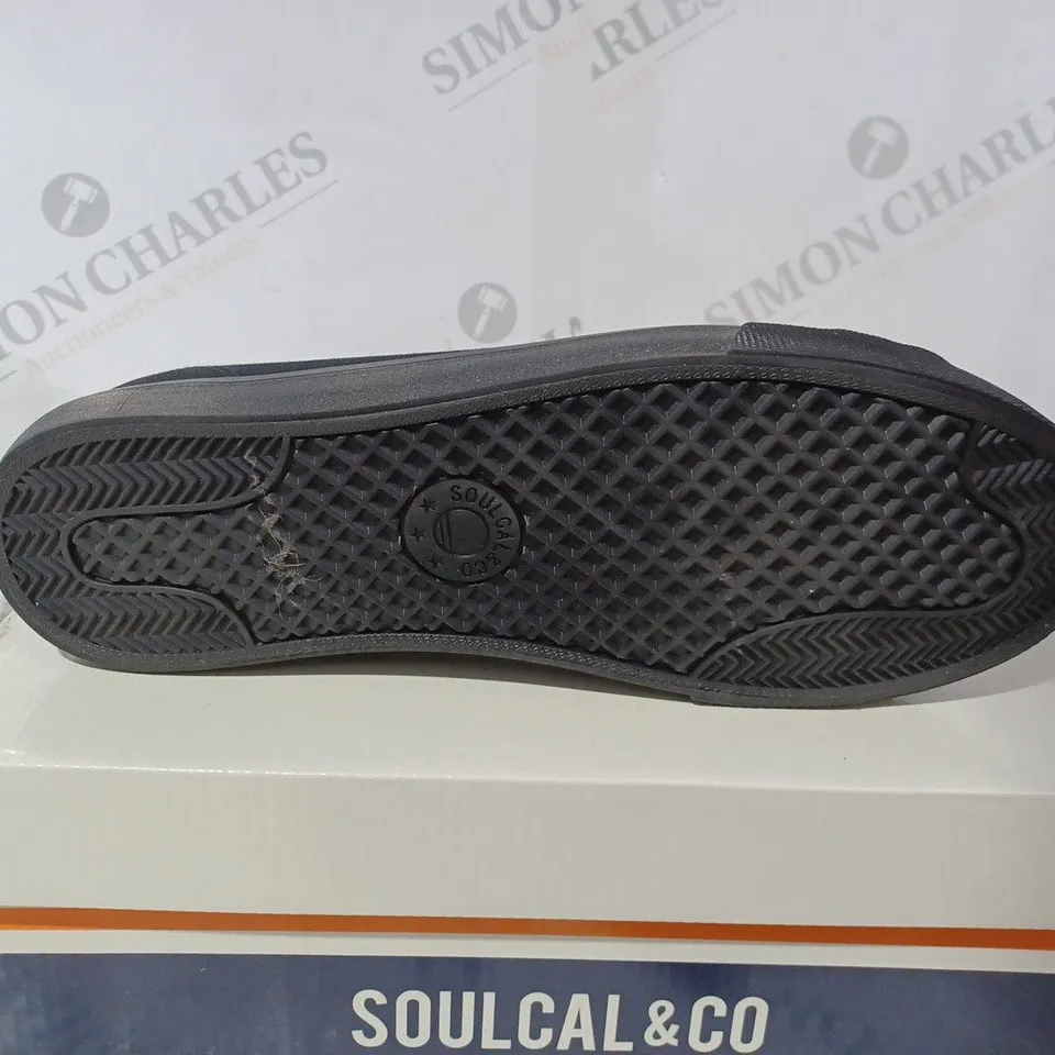 BOXED SOULCAL AND CO SUNRISE LACE SN00 SIZE 9