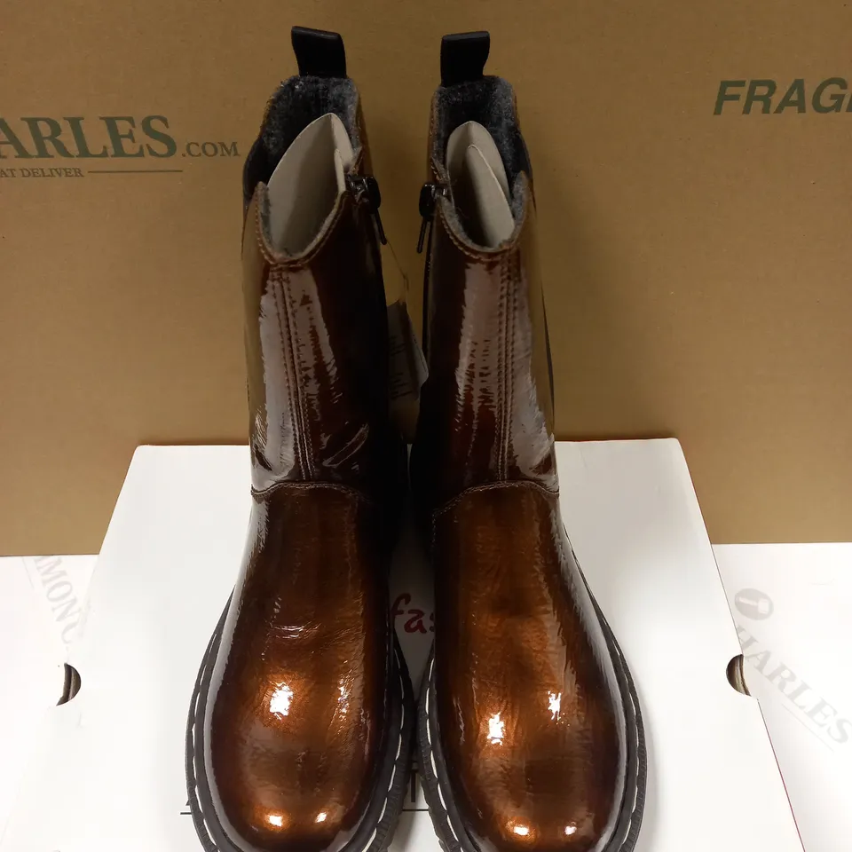 RIEKER TALL CHELSEA BOOT BRONZE - SIZE 5