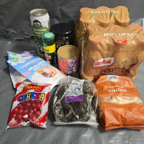 APPROXIMATELY 12 ASSORTED FOOD & DRINK ITEMS TO INCLUDE - SLIMFAST CAFE LATTE - CANDY KITTENS WANDERLUST - OSSA BONE BROTH - ETC - COLLECTION ONLY