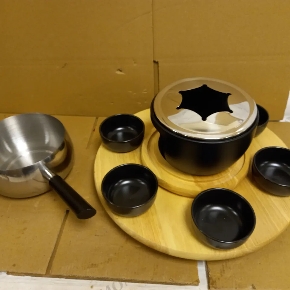 ARTESÀ DELUXE FONDUE SET