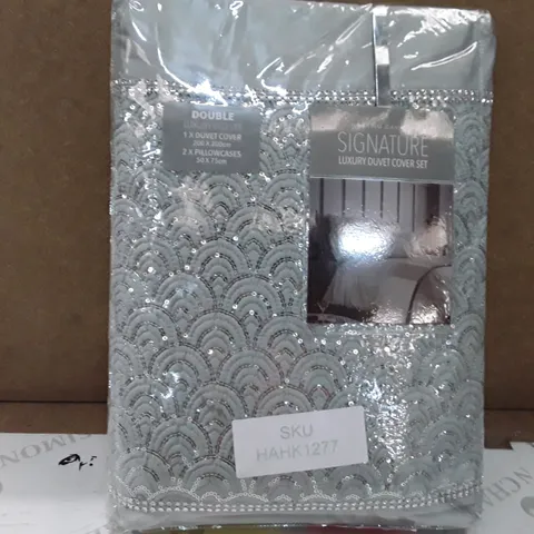 BRAND NEW GEVENO CAVILA DUVET SET - DOUBLE (DUCK EGG )