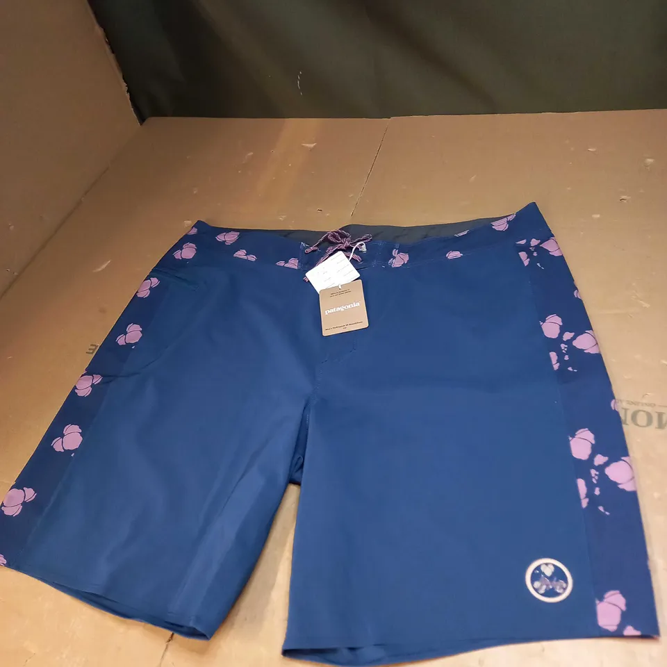 PATAGONIA BORDER SHORTS SIZE 38