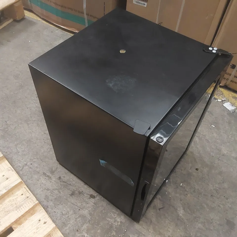 SUBCOLD SUPER 35 LED BEER FRIDGE