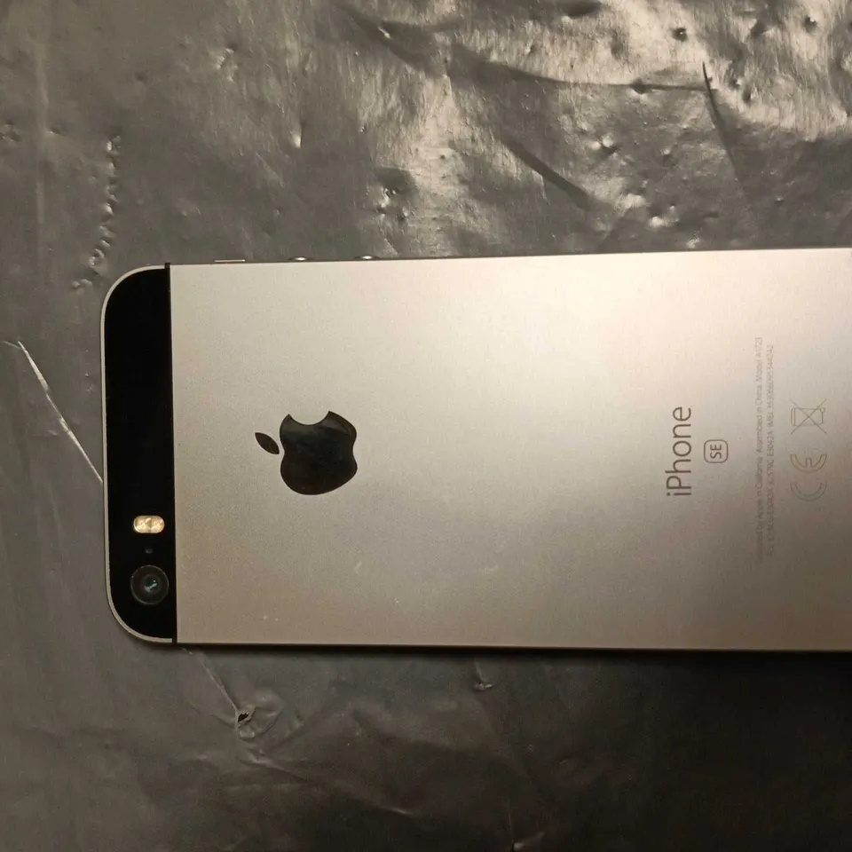 APPLE IPHONE SE A1723