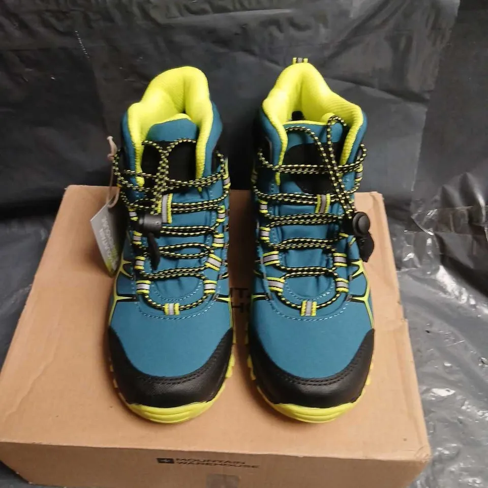MOUNTAIN WAREHOUSE KIDS' WATERPROOF HIKING BOOTS – LIGHT TEAL, UK 2 (US 3, EU 34)