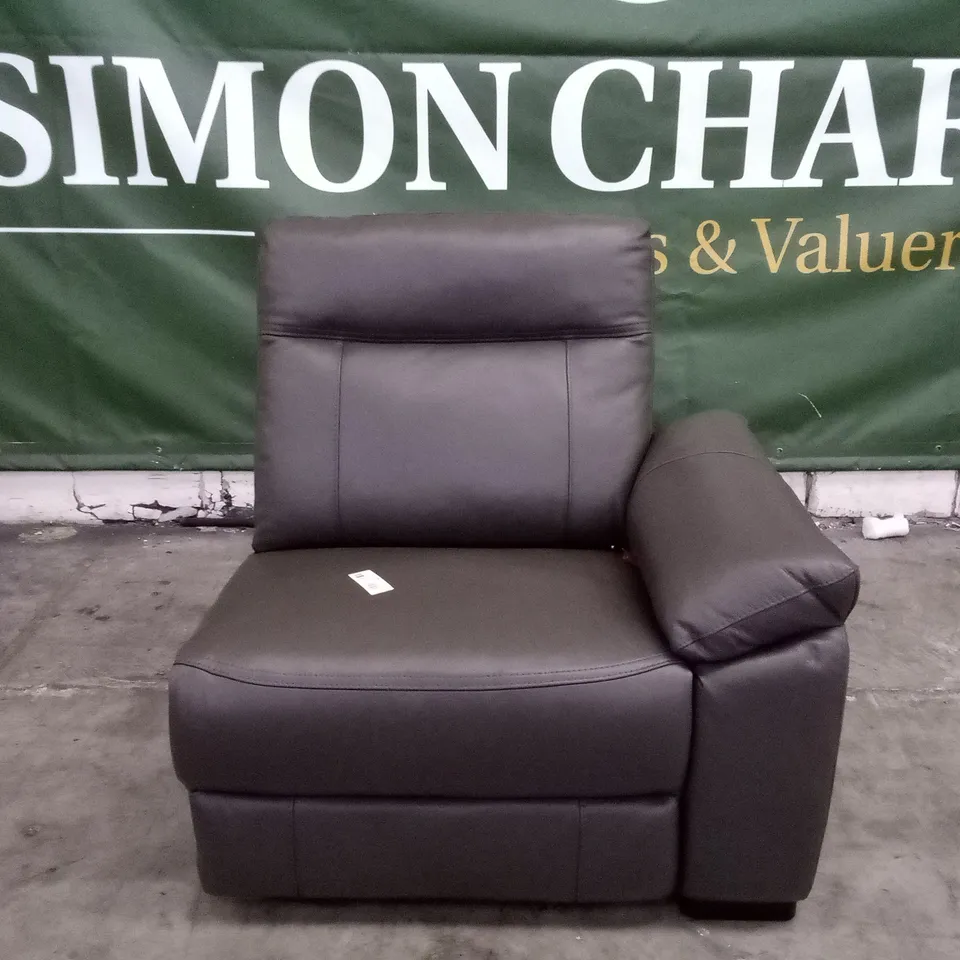 QUALITY DESIGNER DYNAMIC 3 SEATER RHF ARM 9300 BLACK
