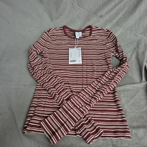 & OTHER STORIES STRIPED LONG-SLEEVE TOP IN MAROON – SIZE S