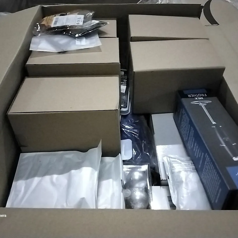 PALLET OF ASSORTED ITEMS INCLUDING MILK FROTHER, MELT BAD WILD, AUTUMNAL ARTIFICAL LEAFS, BEANIES, BABY SHOWER BALLOON SET, HALLOWEEN DECORATIONS 