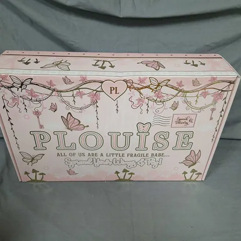 PLOUISE ALL OF US ARE A LITTLE FRAGILE BABE SPREAD YOUR WINGS AND FLY SEALED GIFT SET