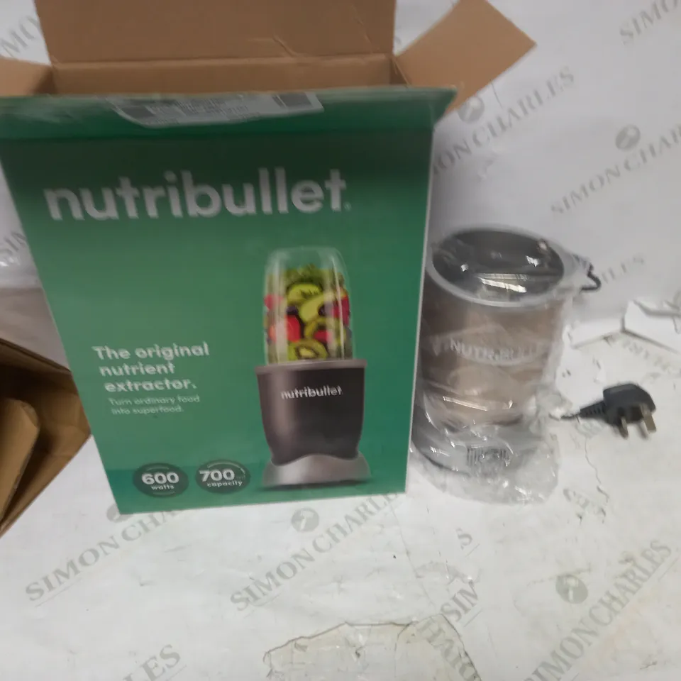 NUTRIBULLET 600 SERIES HIGH SPEED BLENDER
