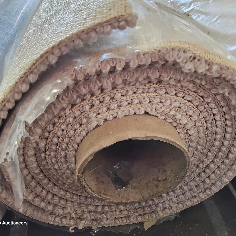ROLL OF QUALITY HABBERLEY CLASSIC OAK RIDGE CARPET APPROXIMATELY 5M × 4.9M