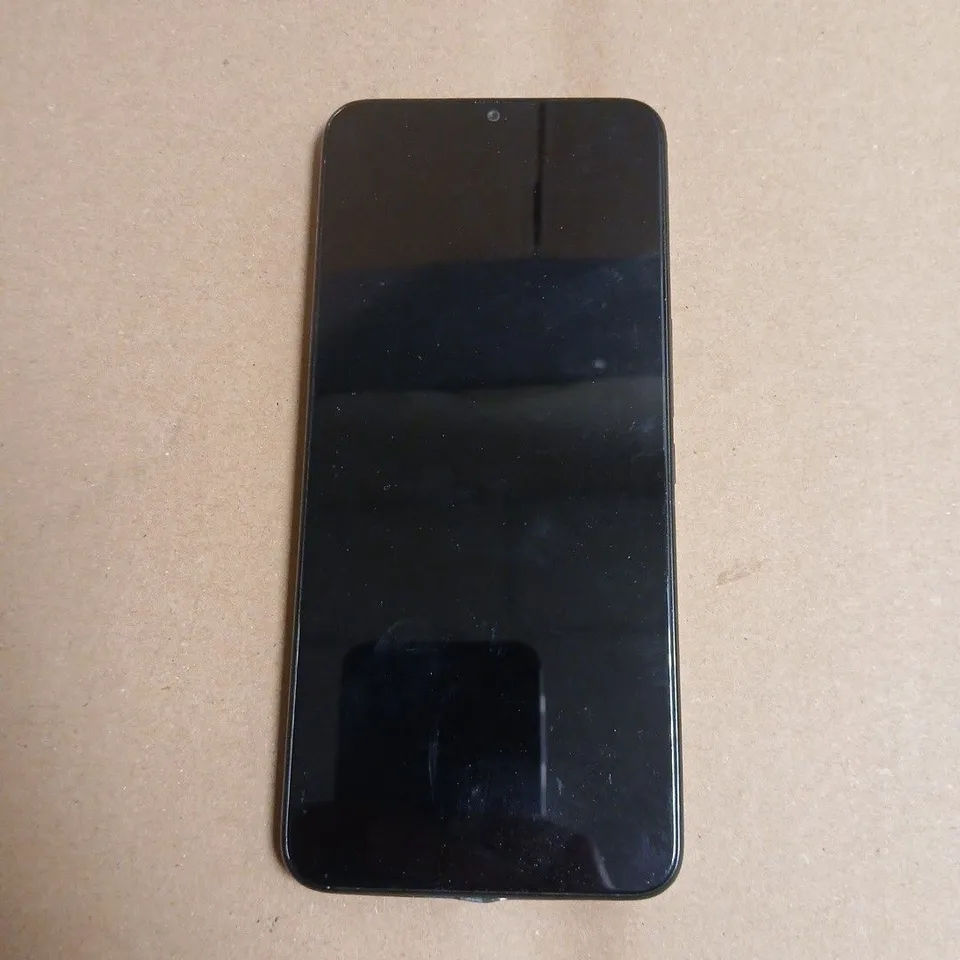 ANDROID SMARTPHONE WITH QUAD-CAMERA REAR, BLACK - MODEL T767H