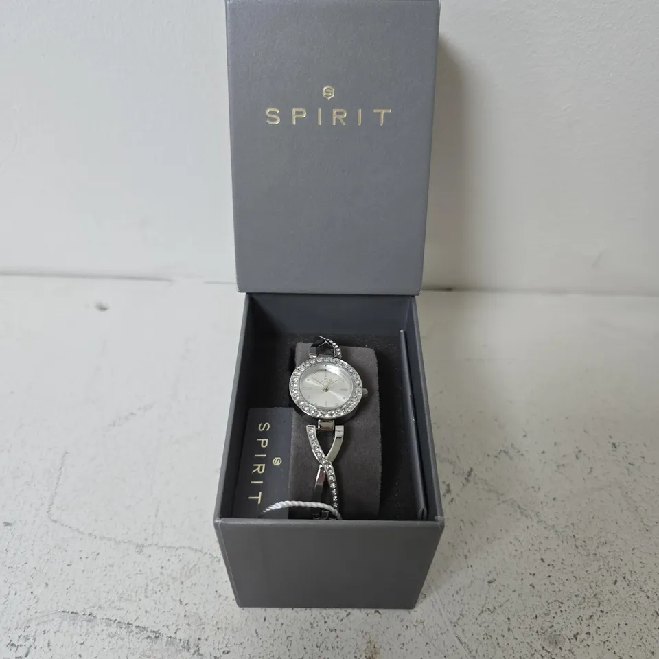 BOXED SPIRIT SILVER SPIRIT SP4035 26MM QUARTZ WATCH