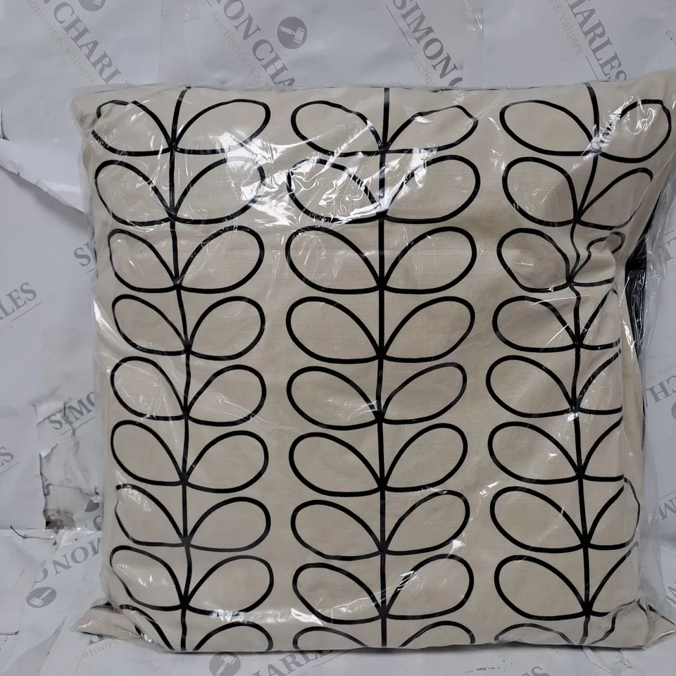 ORLA KIELY PLANT PATTERN CUSHION 