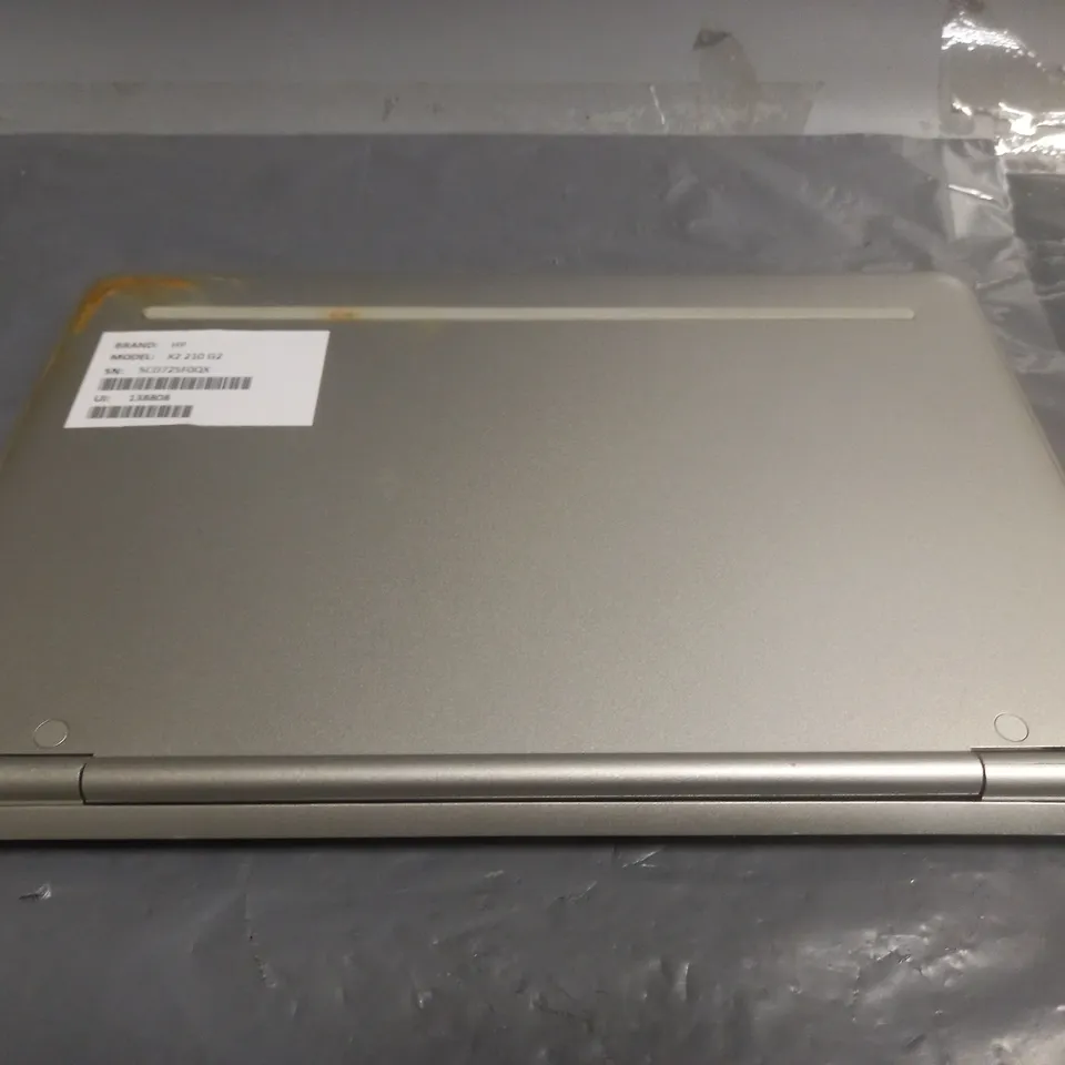 HP X2 210 G2 IN LIGHT GREY