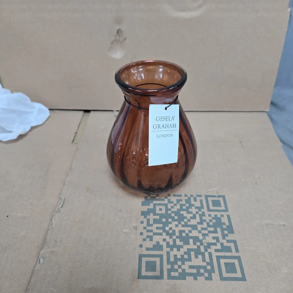 GISELA GRAHAM - BOX OF 6 DUSKY PINK POSY GLASS VASES 