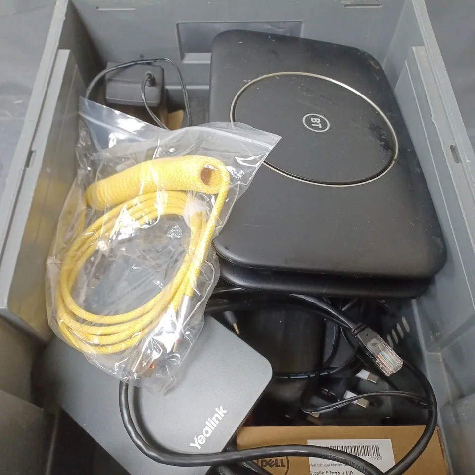 BOX OF APPROXIMATELY 15 ASSORTED ELECTRICXAL ITEMS TO INCLUDE ROUTERS, CABLES AND A MOUSE