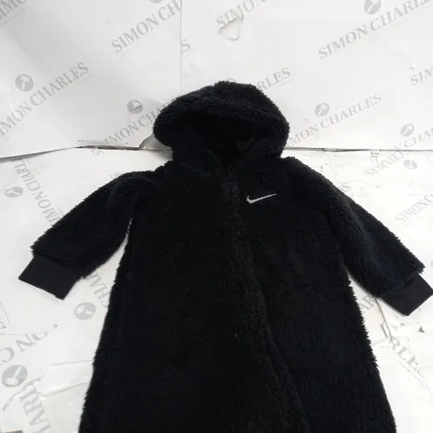 NIKE FLUFFY ONESIE 80-86CM