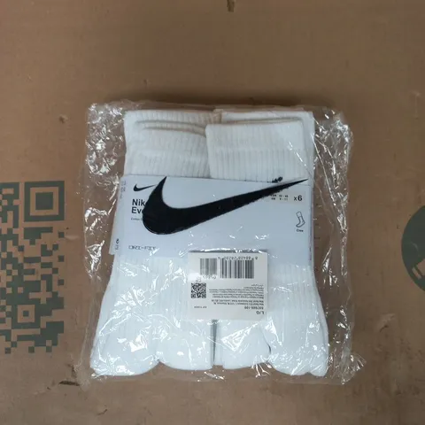 NIKE EVERYDAY COTTON CUSHIONED CREW SOCKS (6-PACK) IN WHITE SIZE 8-11