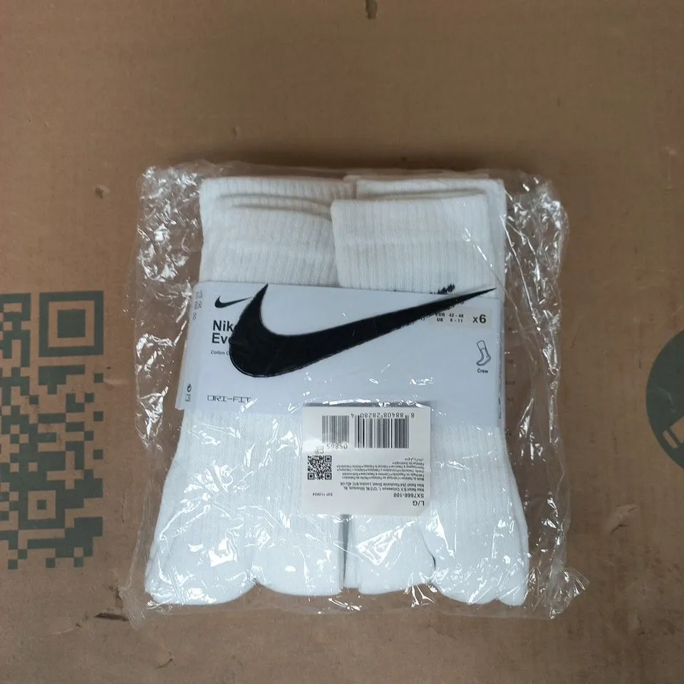 NIKE EVERYDAY COTTON CUSHIONED CREW SOCKS (6-PACK) IN WHITE SIZE 8-11