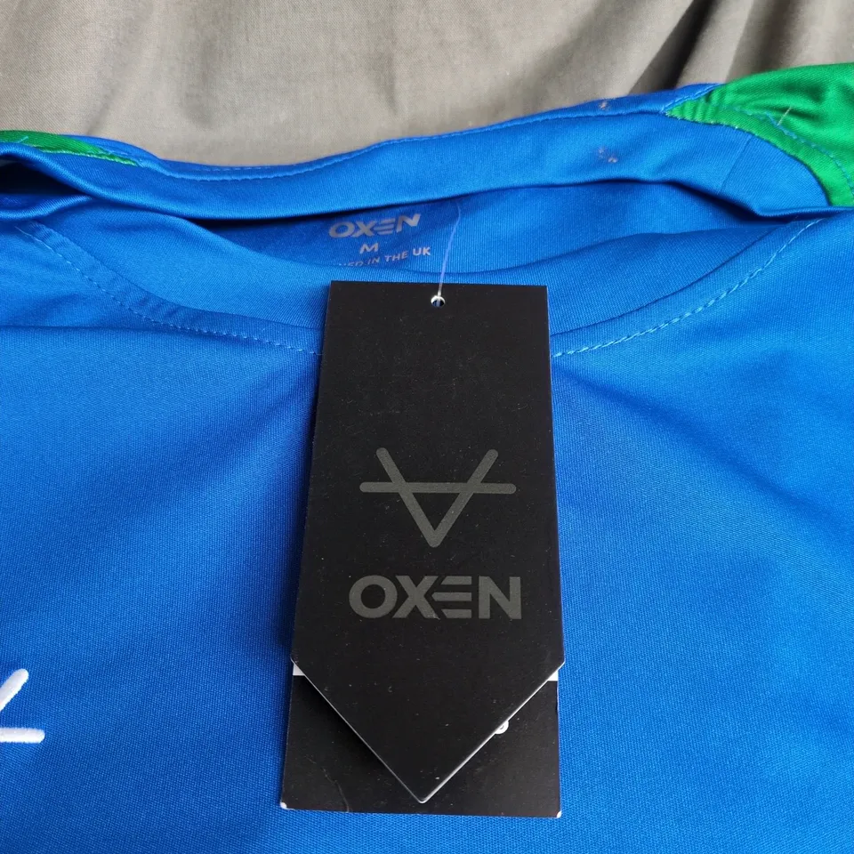 LINCOLN CITY 25/26 AWAY BLUE TRAINING TEE MEDIUM WITH TAGS