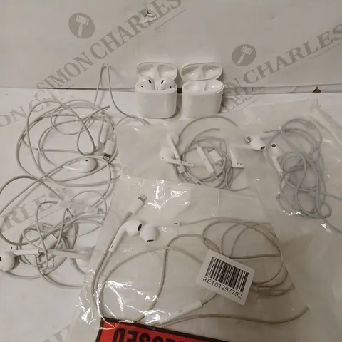 LOT OF APPROX 10 ASSORTED APPLE EARPHONES