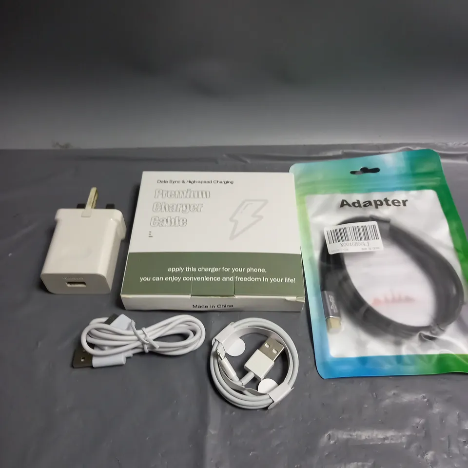 LOT OF APPROXIMATELY 20 MOBILE PHONE ACCESSORIES INCLUDING CHARGING CABLES AND ADAPTER PLUGS FOR IPHONE ETC