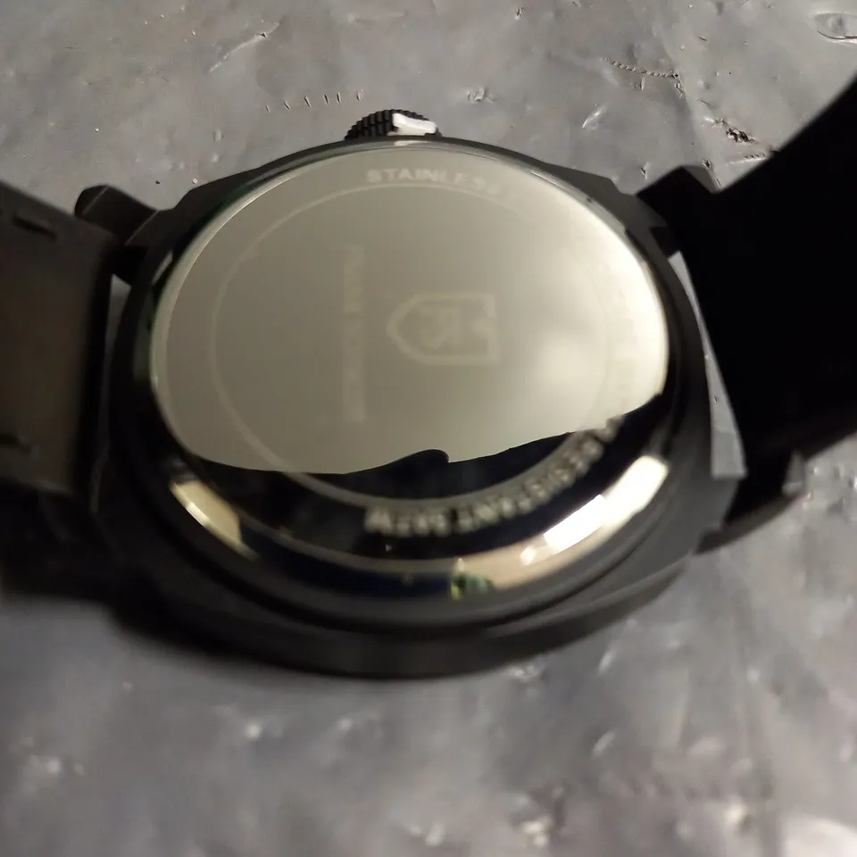 MENS FRANK SCHMIDT WATCH – LARGE BLACK CASE – WHITE PILOT DIAL – BLUE LEATHER STRAP – 3ATM WATER RESISTANT – GIFT BOX INCLUDED