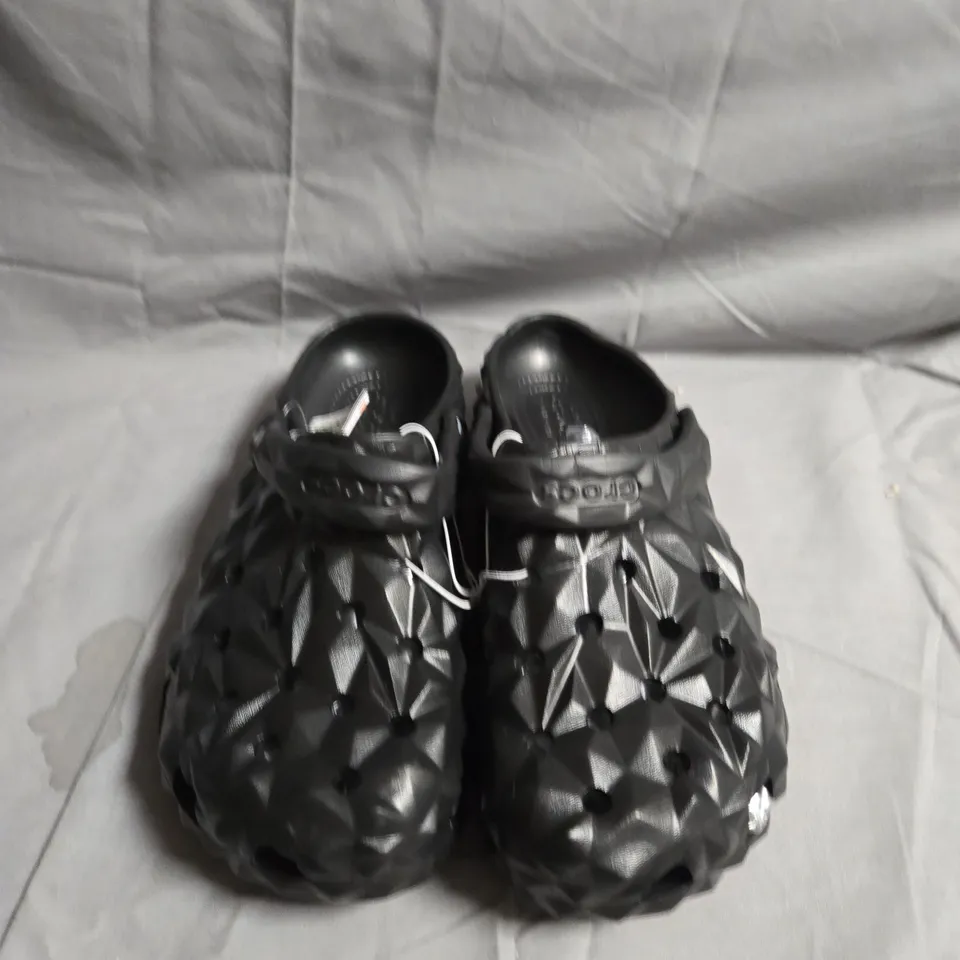 Crocs Black Clogs with Geometric Textured Upper – UK SIZE M8 / W9