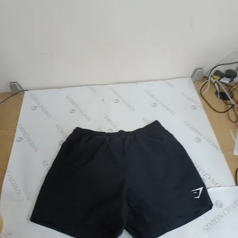 GYMSHARK ARRIVAL 5" SHORTS BLACK - MEDIUM