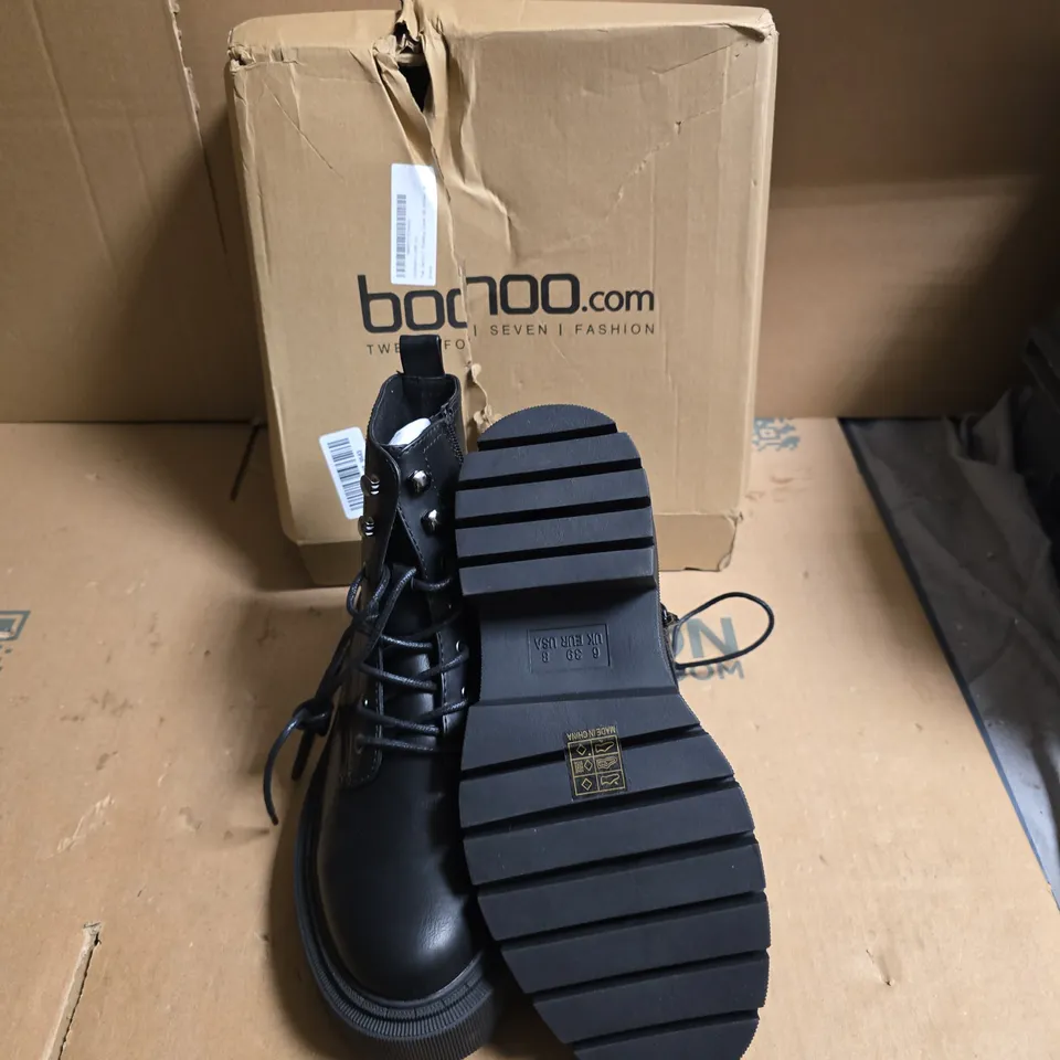 BOOHOO BLACK COMBAT BOOTS – CHUNKY SOLE - UK SIZE 6 