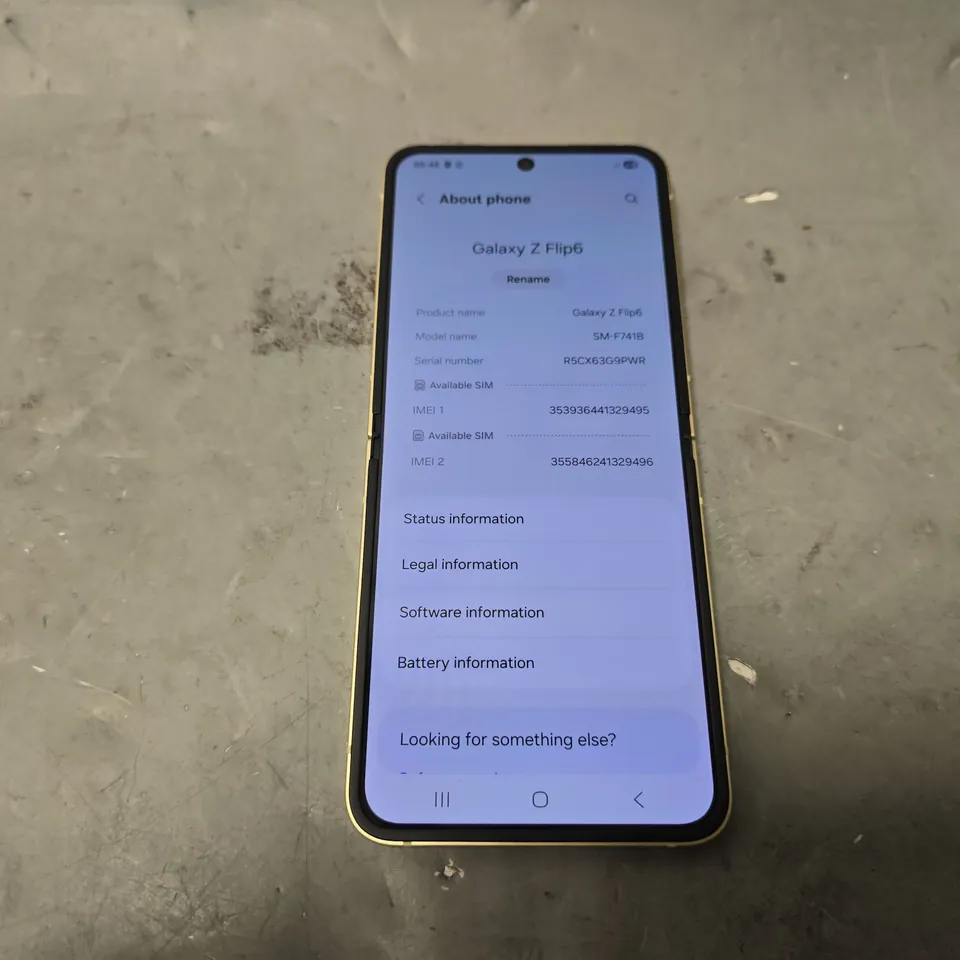 BOXED SAMSUNG GALAXY Z FLIP 6 