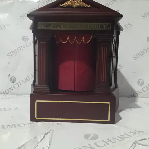 BOXED MR CHRISTMAS MUSICAL NUTCRACKER SUITE SCENE CHANGER