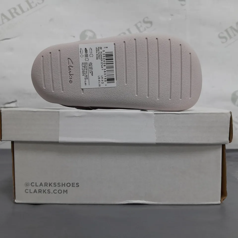 BOXED PAIR OF CLARKS ROAMER STAR INFANT SHOES IN PINK UK SIZE 4