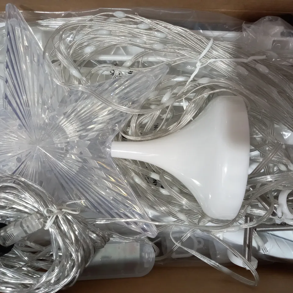 BOXED FLIPO INDOOR/OUTDOOR CHRISTMAS TREE LIGHT