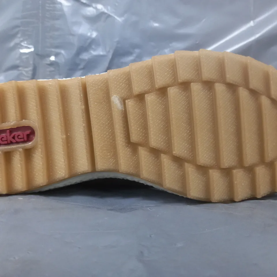 RIEKER WATER RESISTANT WARM LINED HIKING LACE UP BOOT- NAVY SIZE 6.5