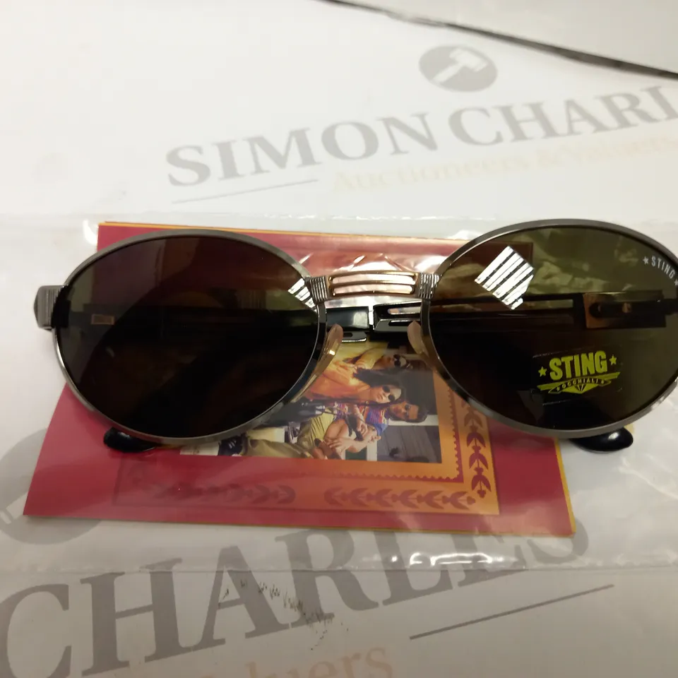 APPROX 10 DERIGO STING GLASSES 