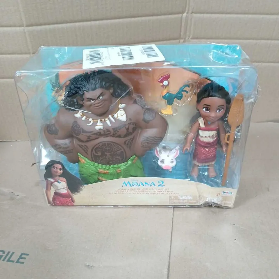 BOXED DISNEY MOANA MOANA 2 MOANA & MAUI PETITE GIFT SET