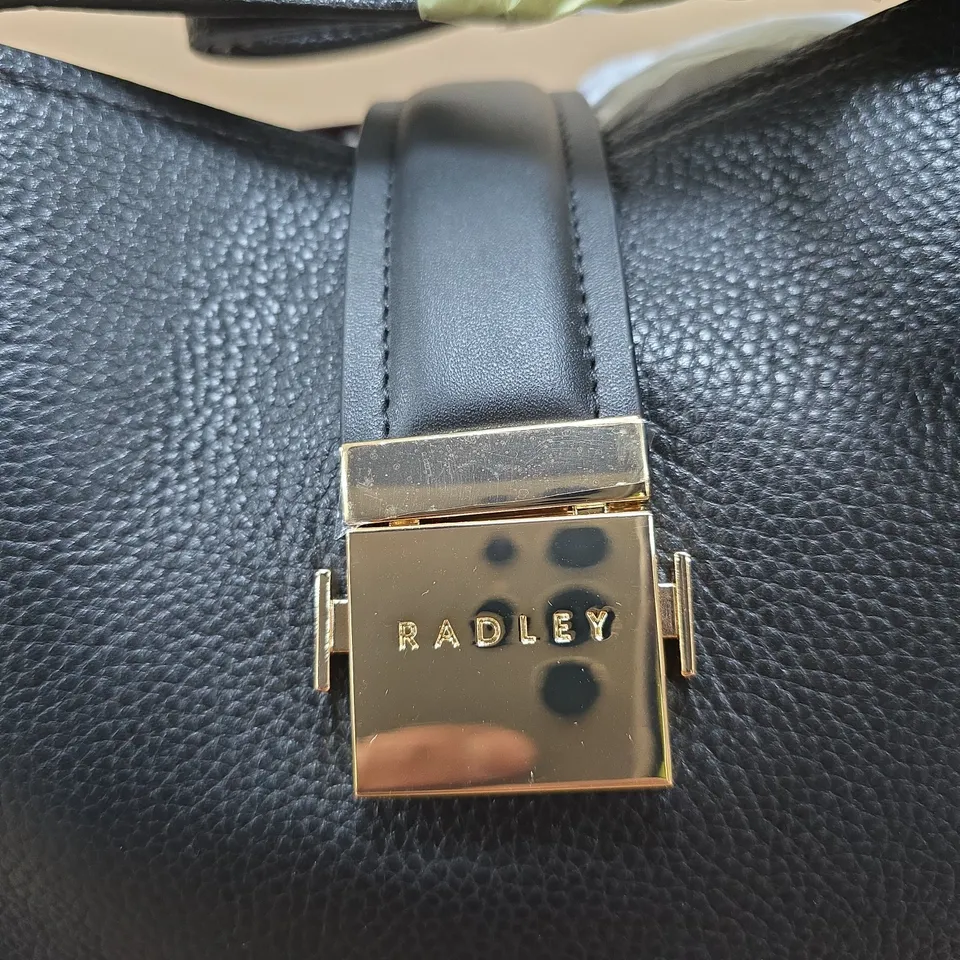 RADLEY LONDON BLACK PEBBLED LEATHER CROSSBODY BAG WITH GOLD LOCK